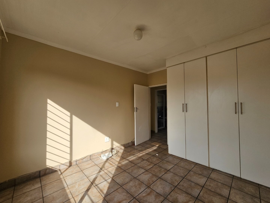 2 Bedroom Property for Sale in Vaalpark Free State